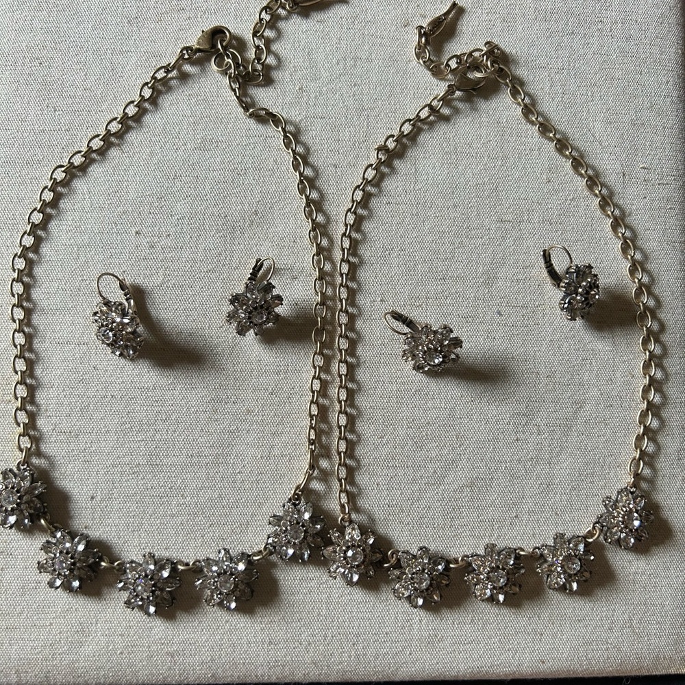 Chloe + Isabel crystal flower necklace‎ set